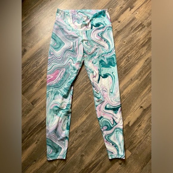 Old Navy Pants - Old Navy active leggings, size large.